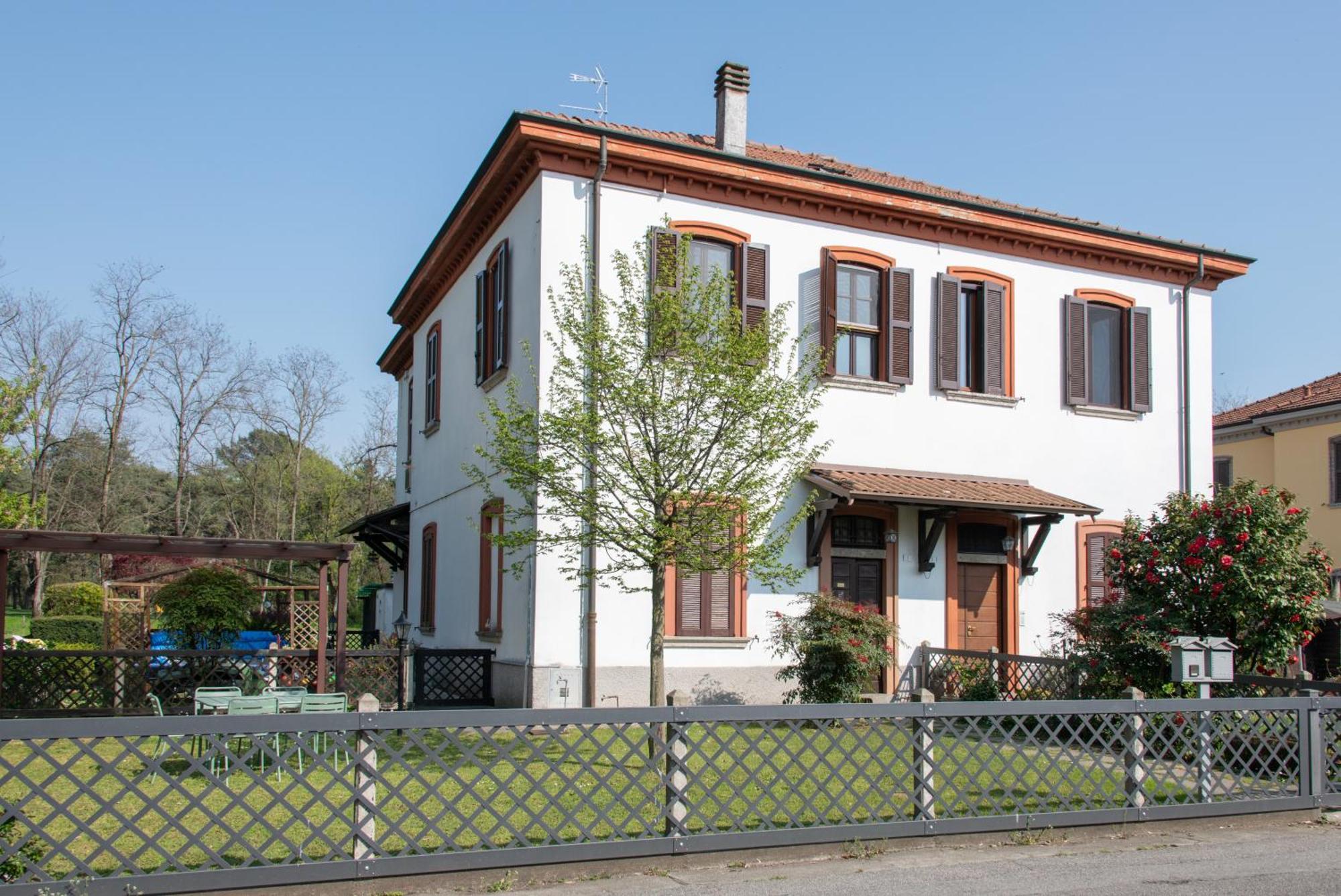 Crespi D'Adda A "Colori" Villa Capriate San Gervasio Exterior foto